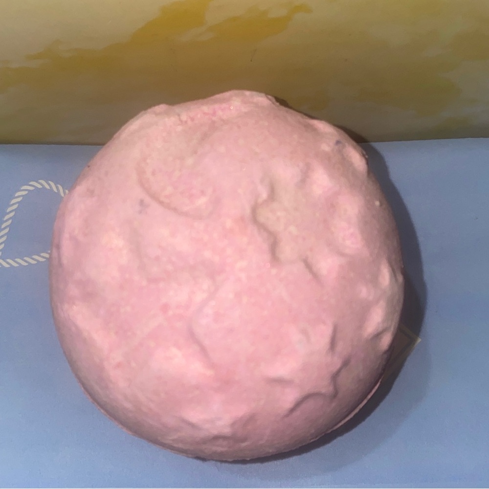 Pink Bath Bomb - Gentle Fizzy Bath